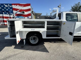 2017 Ford F-350 Super Duty thumbnail – Miami, FL – 38