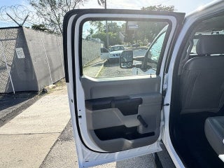 2017 Ford F-350 Super Duty thumbnail – Miami, FL – 59