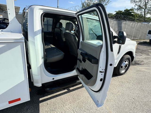 2017 Ford F-350 Super Duty XL
                                    for sale in Miami, FL – photo 62