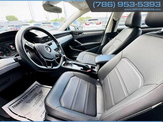 2022 Volkswagen Passat thumbnail – Miami, FL – 171