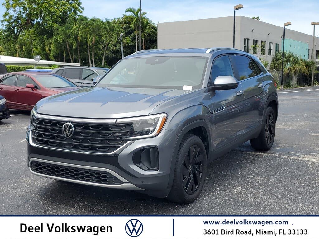 2024 Volkswagen Atlas Cross Sport SE
                                    for sale in Miami, FL – photo 2