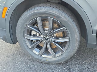 2022 Volkswagen Tiguan thumbnail – Fort Lauderdale, FL – 4