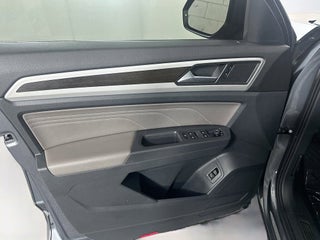 2021 Volkswagen Atlas thumbnail – Miami, FL – 18