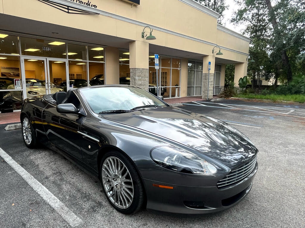 Aston Martin DB9