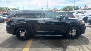 2016 Toyota Highlander thumbnail – Hialeah, FL – 4