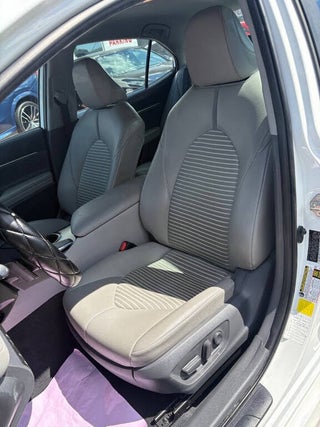 2020 Toyota Camry thumbnail – Hialeah, FL – 9