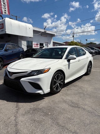2020 Toyota Camry thumbnail – Hialeah, FL – 2