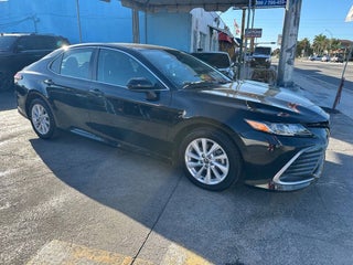 2021 Toyota Camry thumbnail – Hialeah, FL – 3