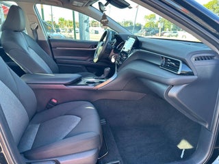 2021 Toyota Camry thumbnail – Hialeah, FL – 18