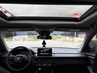 2023 Honda Accord thumbnail – Hialeah, FL – 12