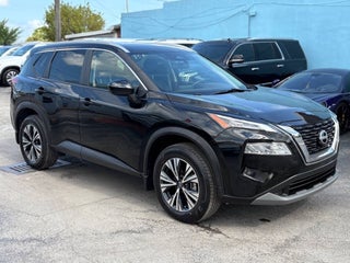 2023 Nissan Rogue thumbnail – Hialeah, FL – 3