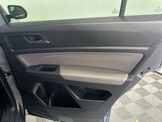 2021 Volkswagen Atlas Cross Sport thumbnail – Miami, FL – 28