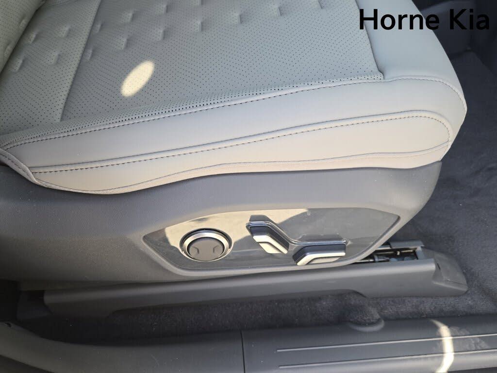Image of 2025 Kia EV9