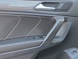 2022 Volkswagen Tiguan thumbnail – Fort Lauderdale, FL – 10