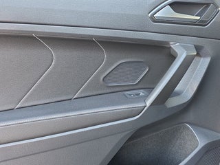 2022 Volkswagen Tiguan thumbnail – Fort Lauderdale, FL – 25
