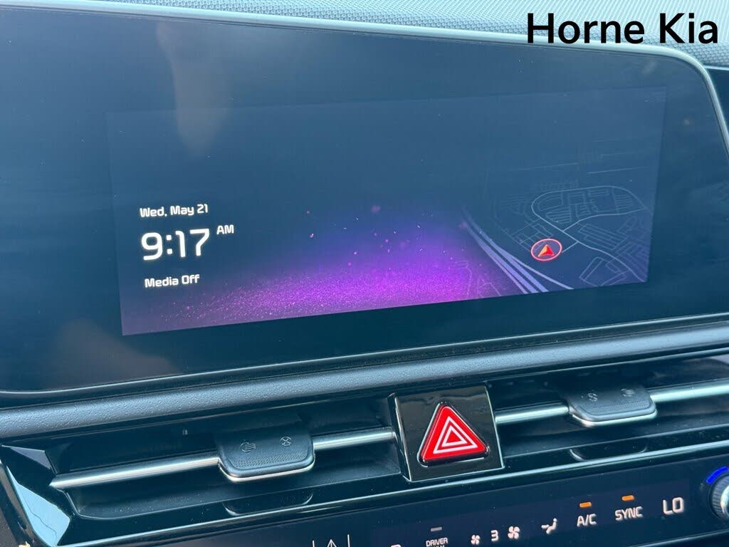 Image of 2025 Kia Niro