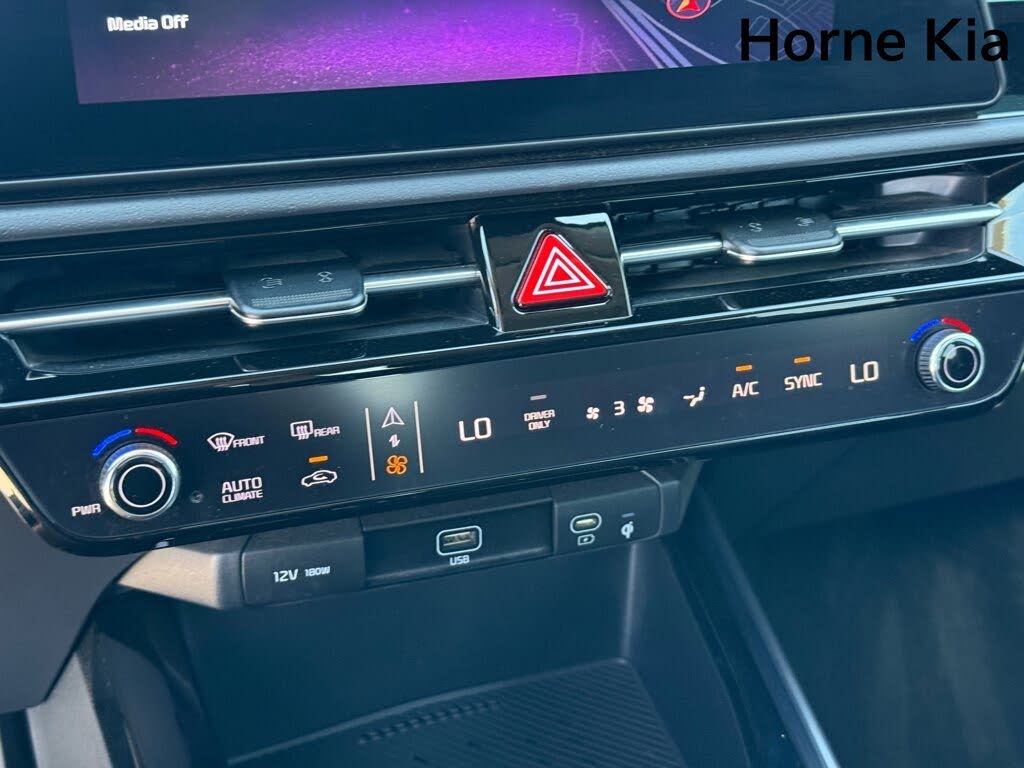 Image of 2025 Kia Niro