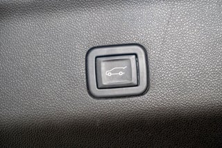 2023 Chevrolet Suburban thumbnail – Miami, FL – 43