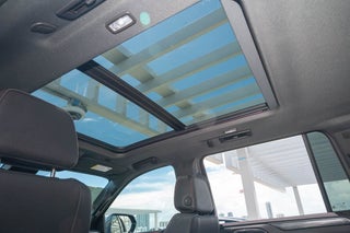 2023 Chevrolet Suburban thumbnail – Miami, FL – 59