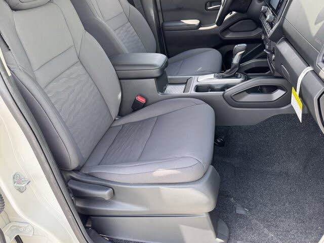 Image of 2025 Nissan Frontier