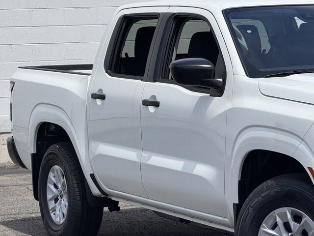 Image of 2025 Nissan Frontier
