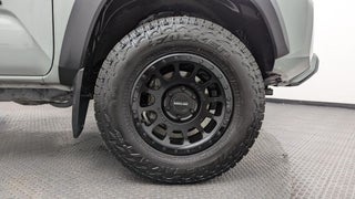 2022 Toyota Tacoma thumbnail – Margate, FL – 32