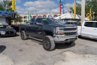 2018 Chevrolet Silverado 1500 thumbnail – Hialeah, FL – 4
