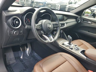 2022 Alfa Romeo Stelvio thumbnail – Homestead, FL – 14