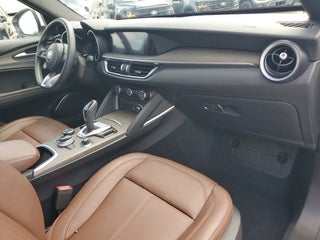 2022 Alfa Romeo Stelvio thumbnail – Homestead, FL – 15