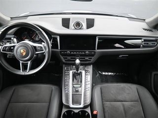 2021 Porsche Macan thumbnail – Miami, FL – 31