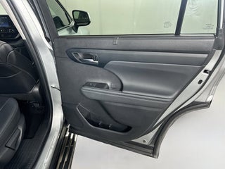 2022 Toyota Highlander thumbnail – Miami, FL – 30
