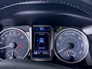 2022 Toyota Tacoma thumbnail – Miami, FL – 9
