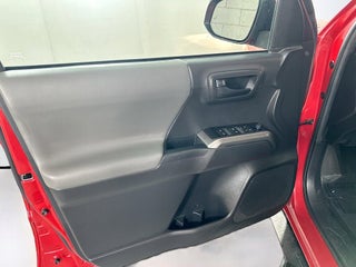 2022 Toyota Tacoma thumbnail – Miami, FL – 17