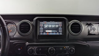 2020 Jeep Gladiator thumbnail – West Palm Beach , FL – 28