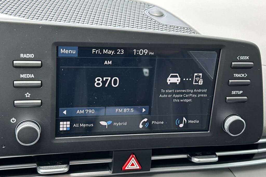 Image of 2025 Hyundai Elantra Hybrid