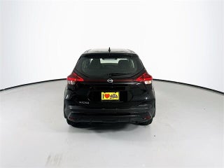 Image of 2025 Nissan Kicks Play