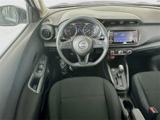 Image of 2025 Nissan Kicks Play