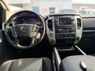 2018 Nissan Titan thumbnail – Hialeah, FL – 6