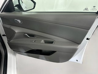 2023 Hyundai ELANTRA thumbnail – Miami, FL – 30