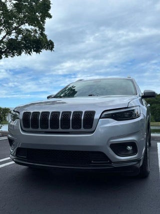 2019 Jeep Cherokee thumbnail – Pompano Beach, FL – 4