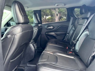 2019 Jeep Cherokee thumbnail – Pompano Beach, FL – 13