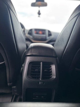 2019 Jeep Cherokee thumbnail – Pompano Beach, FL – 21
