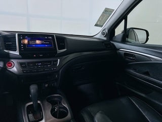 2018 Honda Pilot thumbnail – Miami, FL – 20