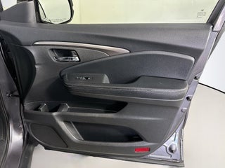 2018 Honda Pilot thumbnail – Miami, FL – 32