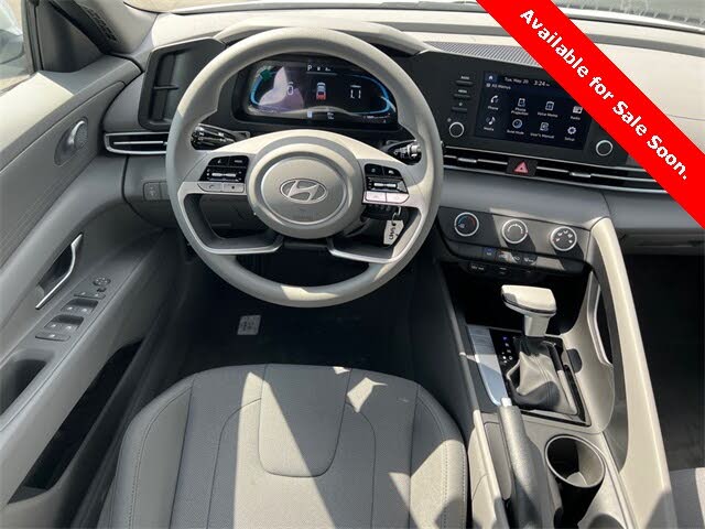 Image of 2025 Hyundai Elantra