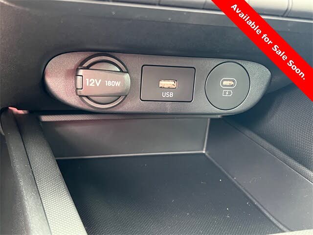 Image of 2025 Hyundai Elantra