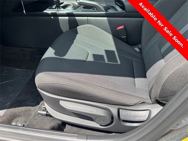 Image of 2025 Hyundai Elantra