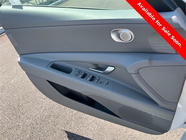 Image of 2025 Hyundai Elantra