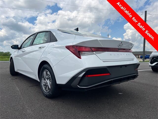 Image of 2025 Hyundai Elantra