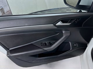 2019 Volkswagen Jetta thumbnail – Miami, FL – 18